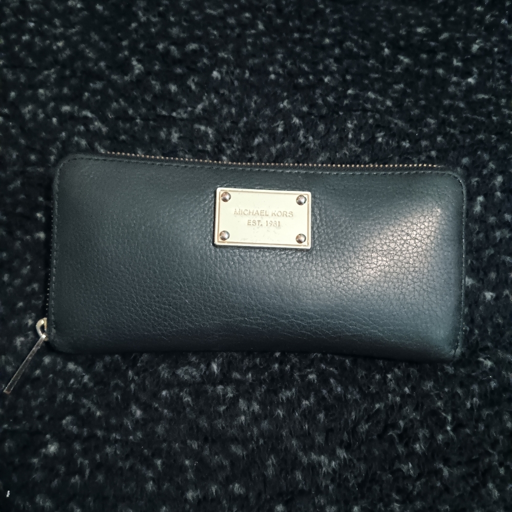 Michael Kors Jet Set Wallet